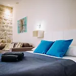 Amorozo Apartments By Duhomes